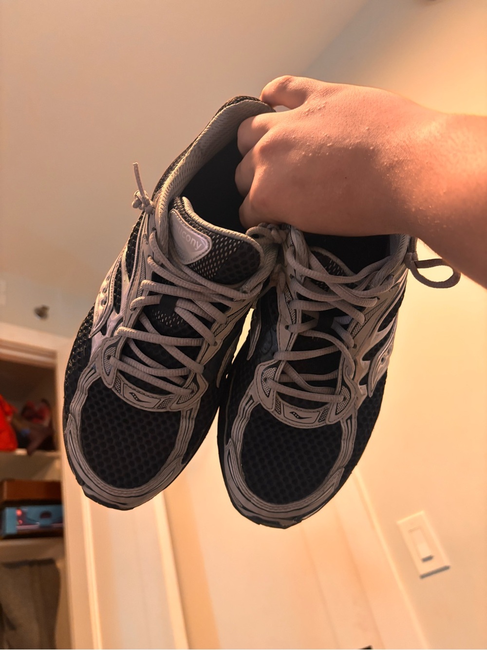 Saucony Men's Black & Gray Athletic Running Shoes